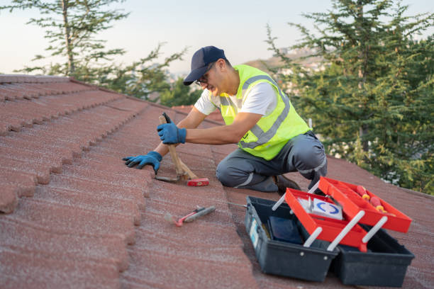 Best Roof Gutter Cleaning  in Parklawn, CA